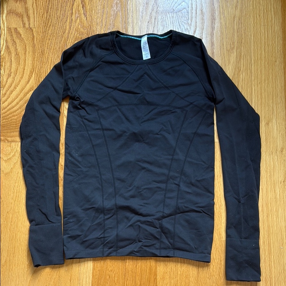Ivivva Black Long Sleeve Tee